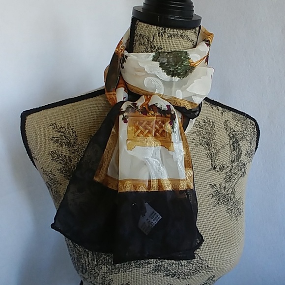 HP🎉Liz Claiborne Women's Neck Scarf - Picture 2 of 4